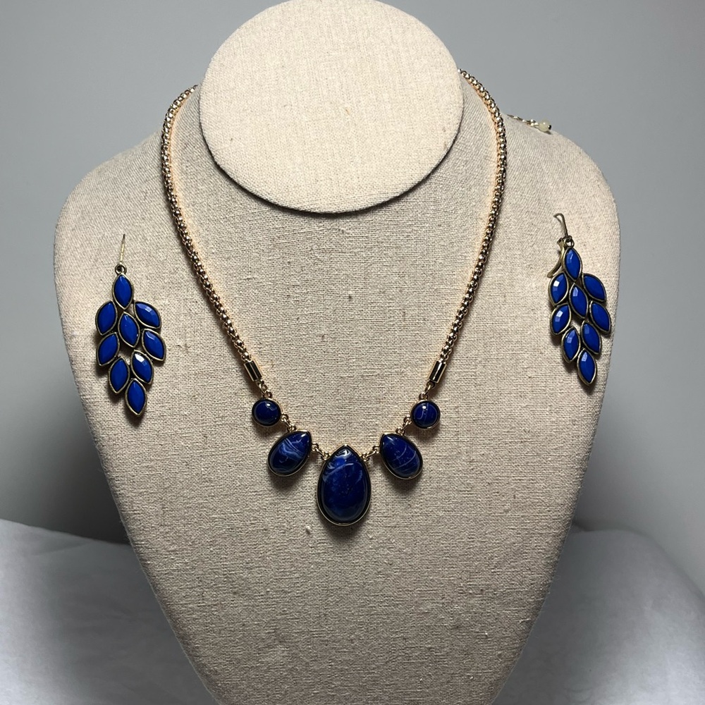 Elegant Blue and Gold Necklace & Earrings Set